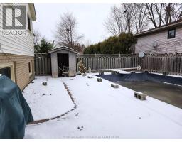 15 MONARCH DRIVE - 41