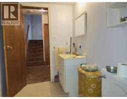 15 MONARCH DRIVE - 9