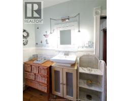 3 Lansdowne AVENUE - 26