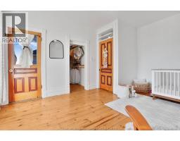 136 KING STREET South - 28