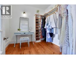 136 KING STREET South - 33