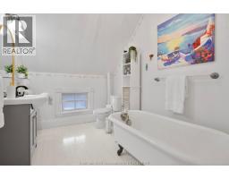 136 KING STREET South - 36