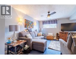 920 DALEVIEW CRESCENT - 28