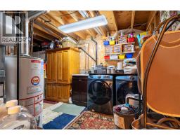 920 DALEVIEW CRESCENT - 33