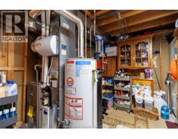 920 DALEVIEW CRESCENT - 34