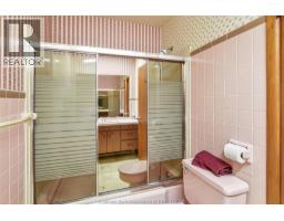 8673 Talbot TRAIL - 42