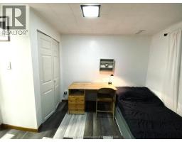 622 Sandra CRESCENT - 32