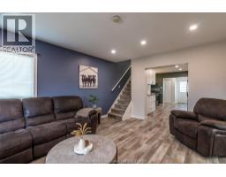 404 AGNES STREET - 12