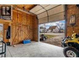 404 AGNES STREET - 34