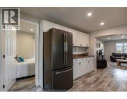 404 AGNES STREET - 8