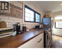 497 Victoria AVENUE - 24