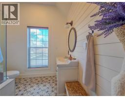 497 Victoria AVENUE - 38