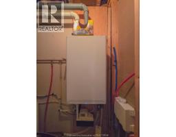 497 Victoria AVENUE - 40