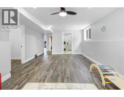 199 MOONSTONE CRESCENT - 27