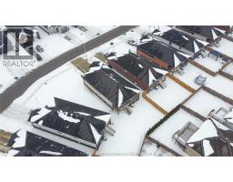 199 MOONSTONE CRESCENT - 43