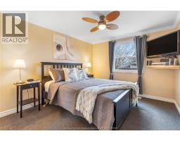 39 PARKWOOD DRIVE - 18