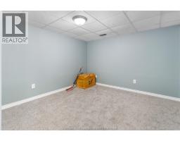 39 PARKWOOD DRIVE - 28