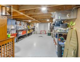 39 PARKWOOD DRIVE - 30