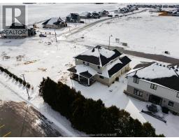 95 Rosewood CRESCENT - 39