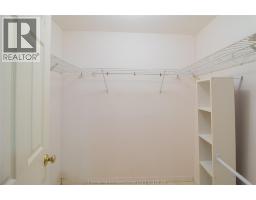 130 Regency DRIVE - 18