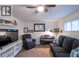 28 Timothy CRESCENT - 17