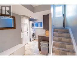 28 Timothy CRESCENT - 22