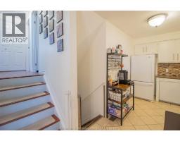 28 Timothy CRESCENT - 8