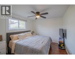 28 Timothy CRESCENT - 9