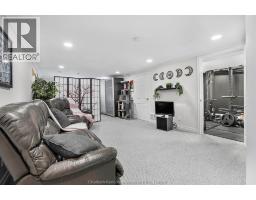 12 ACADEMY CRESCENT - 33