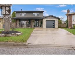 12 ACADEMY CRESCENT - 4