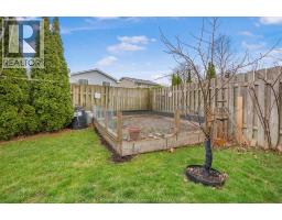 12 ACADEMY CRESCENT - 43