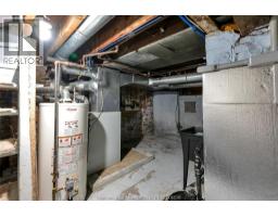 310, 312, 318 WELLINGTON STREET - 40