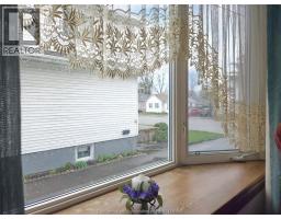 34 Park AVENUE West - 15