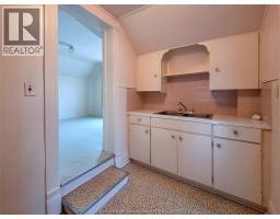 34 Park AVENUE West - 26