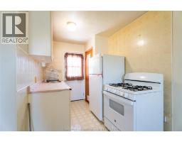 16 ARTHUR DRIVE - 30