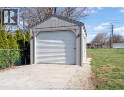 16 ARTHUR DRIVE - 37