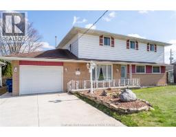 16 ARTHUR DRIVE - 44