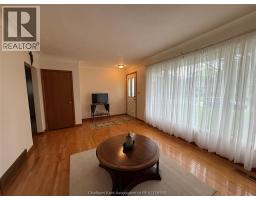 61 SEMENYN AVENUE - 8