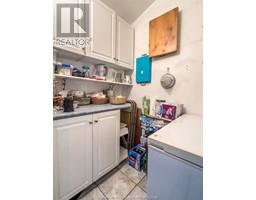 17238 LAKESHORE ROAD - 43