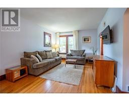 10 Hall STREET - 15