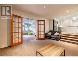 160 CHIPPEWA DRIVE - 19