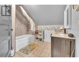 66 Delaware AVENUE - 18