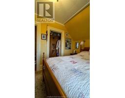 21983 Communication ROAD - 27