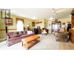 21983 Communication ROAD - 6