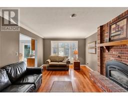 56 NORWAY MAPLE DRIVE - 19