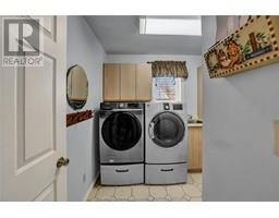 56 NORWAY MAPLE DRIVE - 21