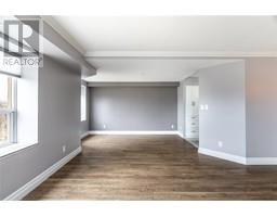 10 Van Allen AVENUE UnitNo. 604 - 10