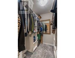 631 MAIN STREET - 14