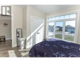 7 VENTURE CRESCENT - 18
