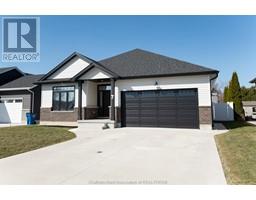 7 VENTURE CRESCENT - 2